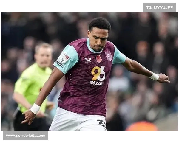 伯恩利前锋洪通吉租借加盟德甲升班马圣保利 力争新赛季表现突破 伯恩利前锋洪通吉租借加盟德甲升班马圣保利 力争新赛季表现突破